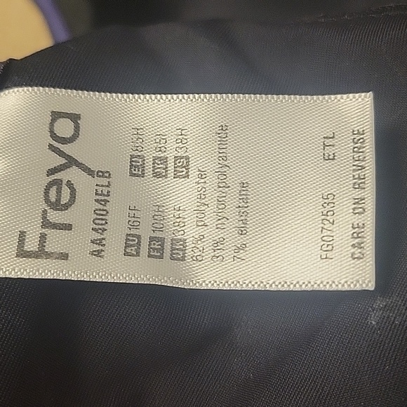 Freya Sports Bra - Picture 4 of 7